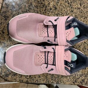 NOT AVAILABLE!
On Running Pink Athletic Shoes